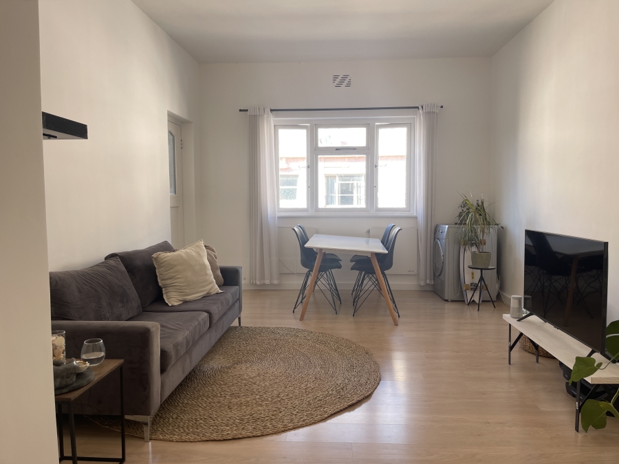 2 Bedroom Property for Sale in Gardens Western Cape